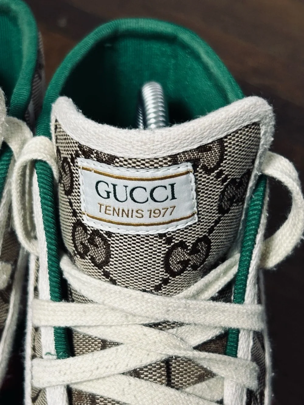 Gucci womens Beige GG Canvas High-Top Sneakers w/Green Interior size 7.5 run big